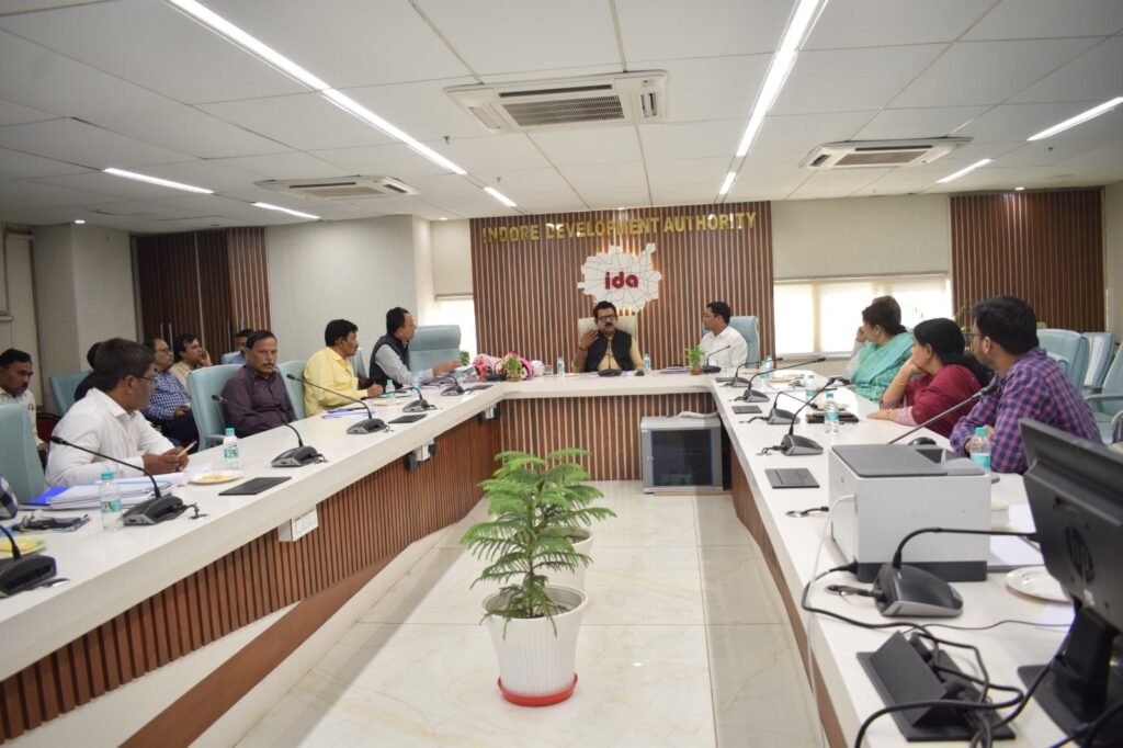 सांसद लालवानी ने ली आईडीए के कार्यों की जानकारी