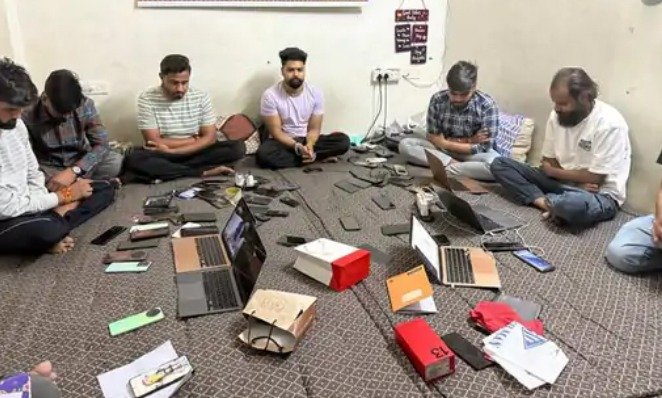 क्राइम ब्रांच ने किया गिरफ्तार