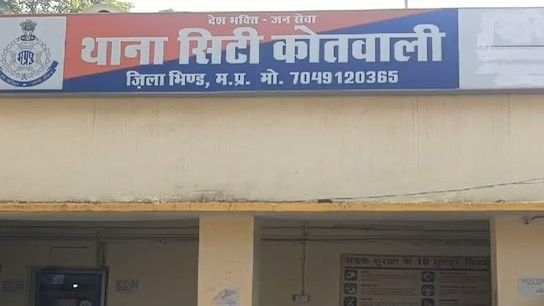 वारदात की नीयत से घूम रहे युवक को हथियारों सहित पकड़ा