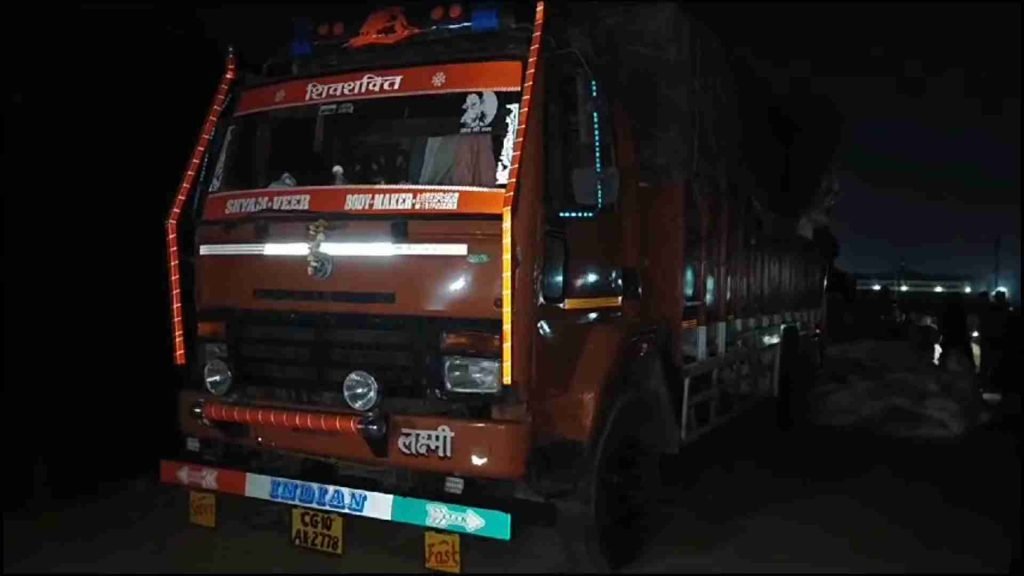 मुरैना में 6 करोड़ के गांजे से भरा ट्रक पकड़ा