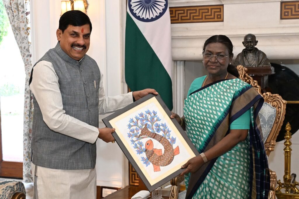 सीएम डॉ यादव ने की राष्ट्रपति मुर्मू से भेंट