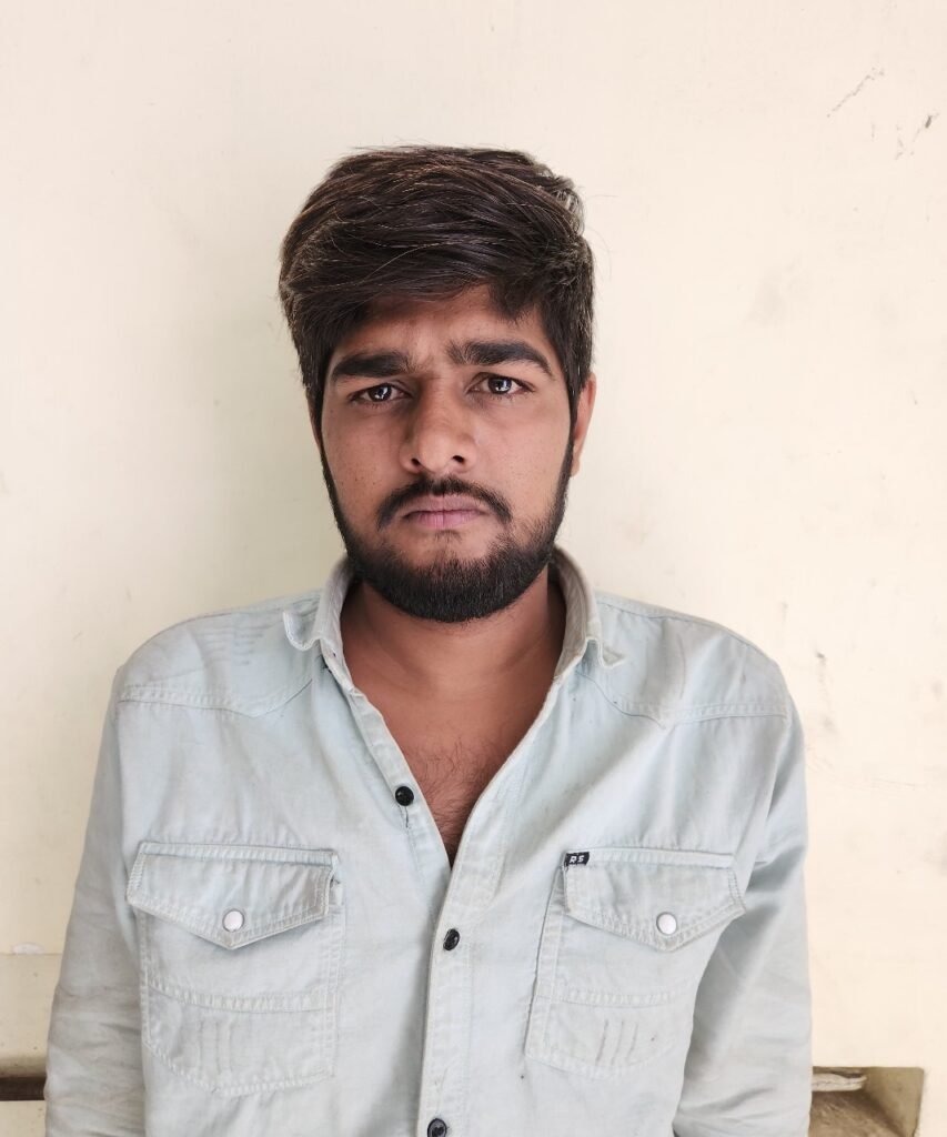 परदेशीपुरा में ड्रग्स सप्लाई नेटवर्क का भंडाफोड़, छह पेडलर गिरफ्तार