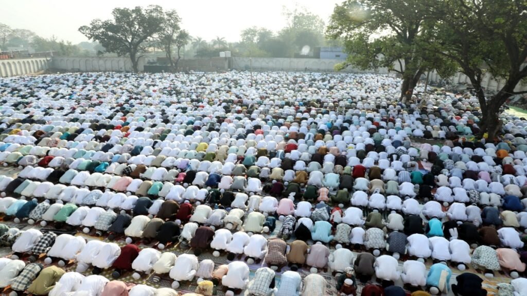 सागर में ईदगाह पर पढ़ी गई नमाज