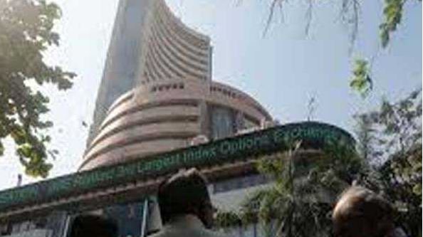 आरबीआई के तरलता बढ़ाने की घोषणा से बाजार ने लगाई छलांग
