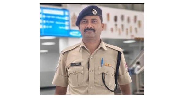 भोपाल स्टेशन पर RPF जवान ने बचाई यात्री की जान