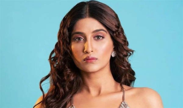 निर्मित कौर अहलूवालिया अपने ‘खतरों के खिलाड़ी’ वाले वर्कआउट रूटीन पर लौटी