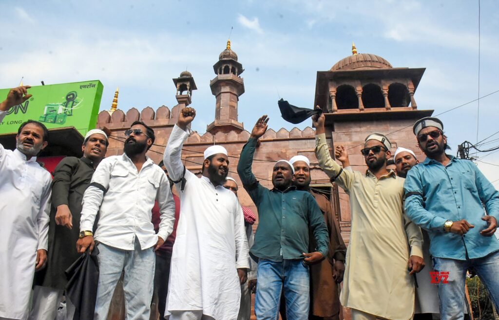 वक्फ संशोधन कानून के खिलाफ शांतिपूर्ण विरोध,15 को बड़ा प्रदर्शन