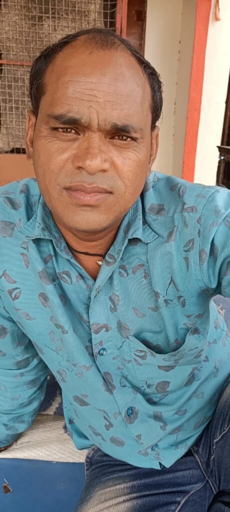 कर्जे में फंसे ननि कर्मी गिरधारी कहार ने जहर खाकर दी जान 