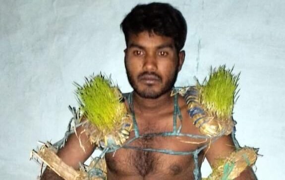 भक्ति ऐसी कि नौ दिन तक निराहार रहे और शरीर पर उगाये जवारे 