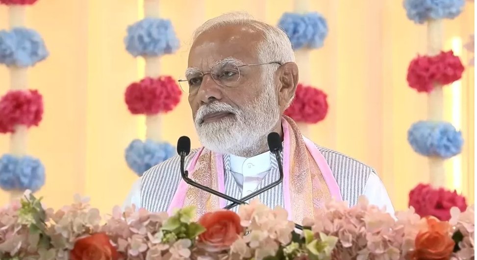 युद्ध और संघर्ष से जुड़ी चिंताओं का समाधान अद्वैत के विचारों में है : पीएम मोदी