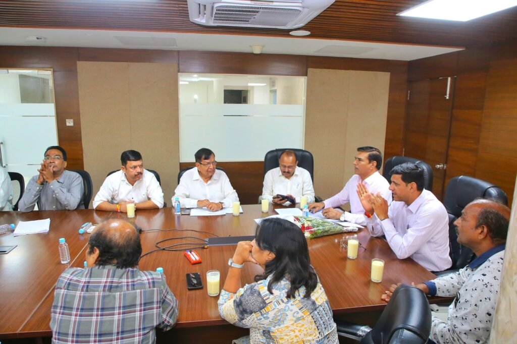 बड़ा और छोटे गणपति में मैट्रो स्टेशन को लेकर रहवासियों की आपत्ति