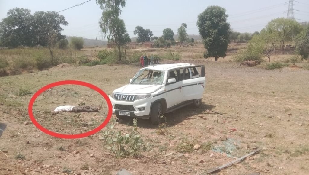 बारात से लौट रही बोलेरो का टायर फटा, ड्राईवर की मौत, 4 गंभीर