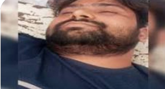 सड़क हादसे में पिता की मौत, बेटा घायल