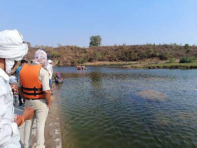 नदी में नहाने गया युवक डूबा