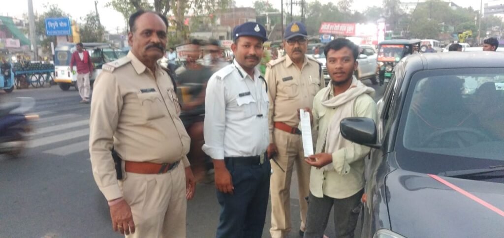 406 वाहनों के ऊपर कसा शिकंजा 