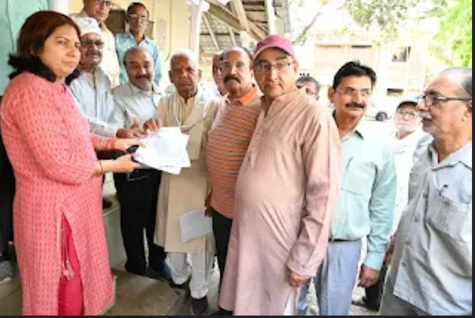 पेंशनर्स को मिले केंद्र के समान महंगाई भत्ता, राज्य पुनर्गठन की धारा 49(6) हटे