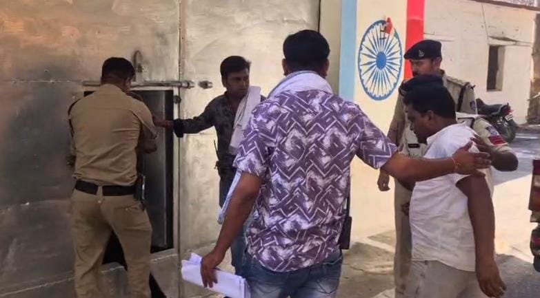 फेसबुक पर आपत्तिजनक पोस्ट करने वाले तनवीर और वसीम जेल भेजे गए