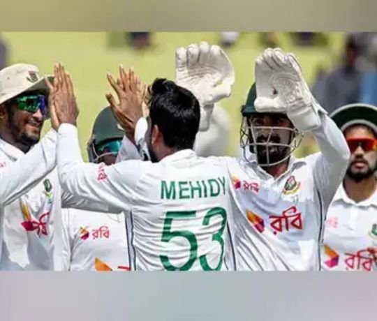 मेंहदी हसन मिराज और नाहिद राणा ने जिम्बाब्वे को बड़ी बढ़त से रोका