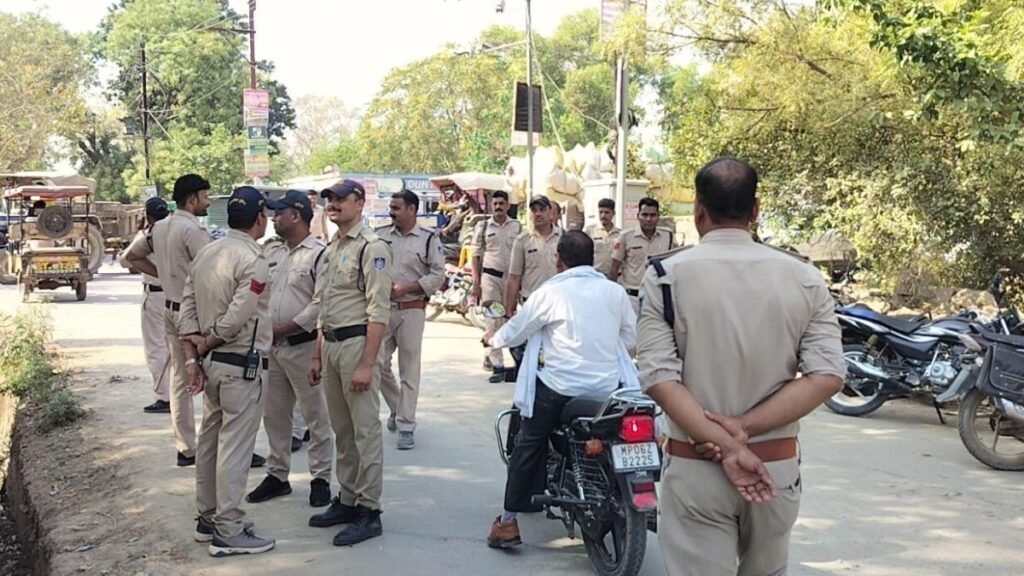 अंबेडकर चल समारोह पर फायरिंग के 7 आरोपी राजस्थान भागे, धौलपुर क्षेत्र में दबिश