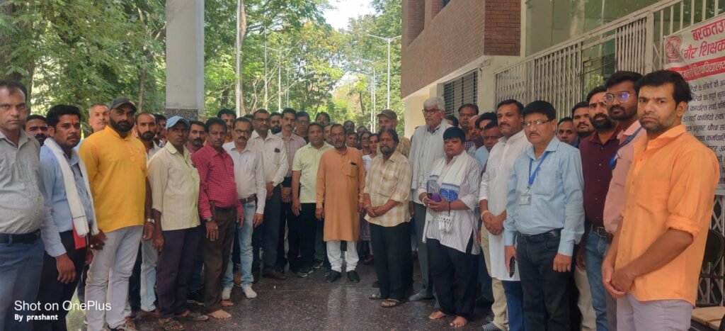 BU में आतंकवाद की भेंट चढ़े निर्दोष लोगों को दी गई श्रद्धांजलि