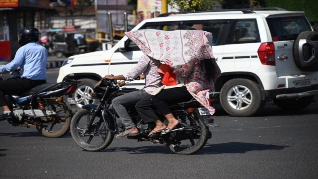 रीवा में  पारा 43 पार, इस गर्मी का सबसे गर्म दिन रहा सोमवार
