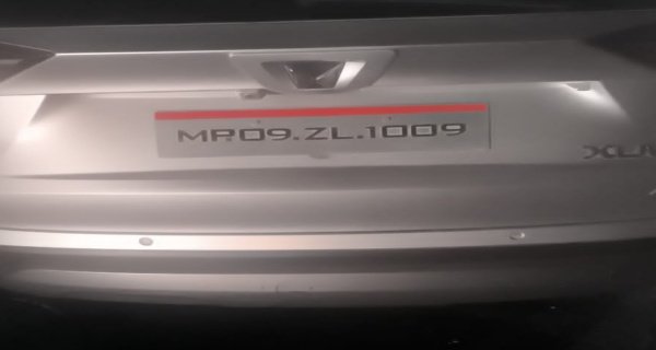 फीनिक्स मॉल के पास सड़क हादसे में दो की मौत