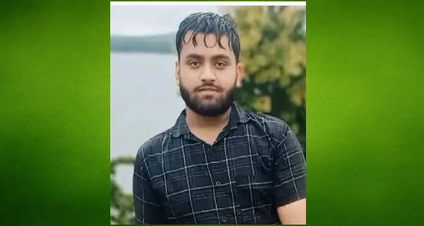 घोड़ा चौराहे पर आपस में दो बाइक टकराई, 22 साल के युवक की मौत