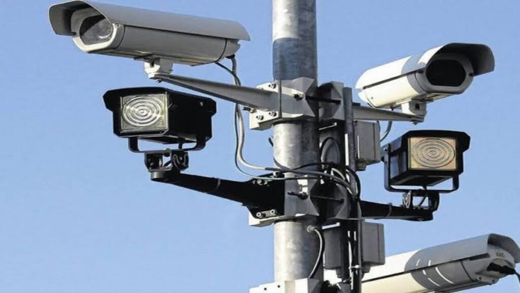 पुलिस की तीसरी आंख दे रही धोखा