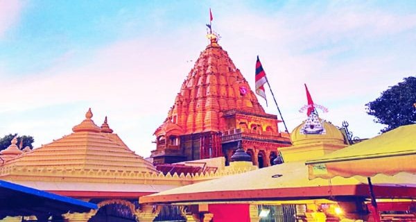 महाकाल दर्शन,पूजन,अभिषेक,दान और लड्डू से मंदिर को मिले 200 करोड