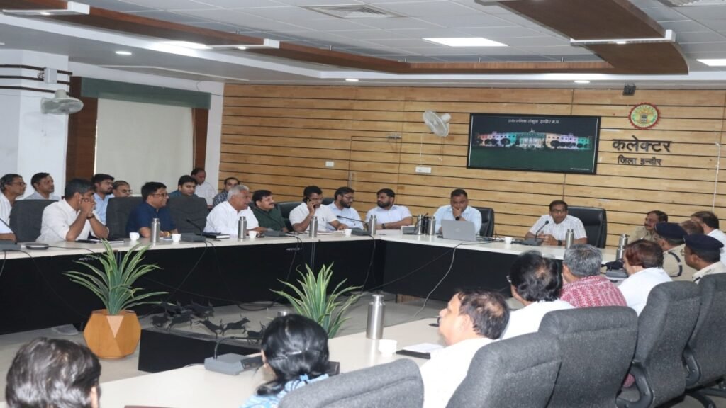 सड़कों पर बसें खड़ी करने वालों को आखरी चेतावनी