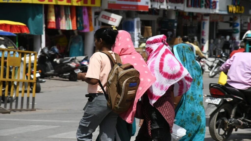 सडक़ो पर सन्नाटा,गर्मी से लोग बेहाल, लू की चपेट में पूरा रीवा