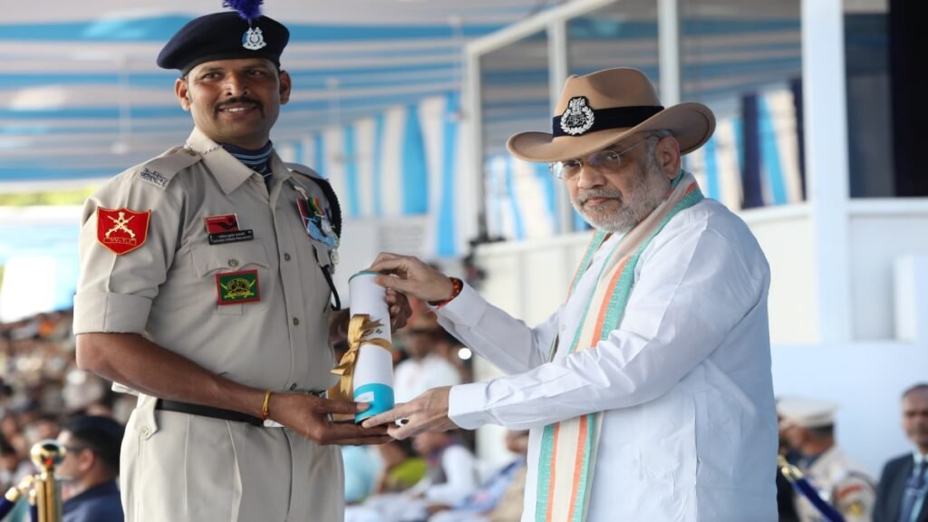 नक्सलवाद को खत्म करने में CRPF का होगा सबसे बड़ा योगदान