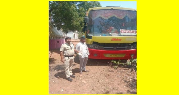 कटरा चाकघाट मार्ग पर जांच, बगैर परमिट की बस जप्त
