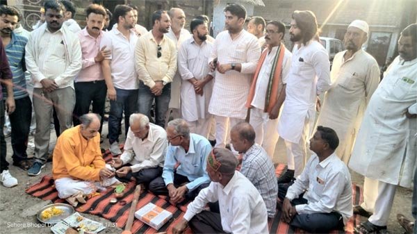 15 लाख से बनेगी सड़क, भूमि पूजन