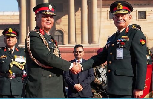 भारत और नेपाल की सेनाओं के संयुक्त दल ने कंचनजंगा को फतह किया