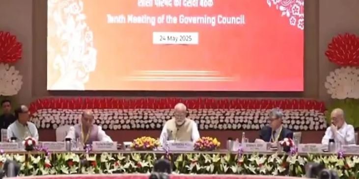 विकसित भारत के लिए हमें विकास की गति बढ़ानी होगी, टीम की तरह चलना होगा: मोदी