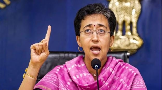 ‘चार इंजन’ की सरकार के बावजूद जल संकट:आतिशी