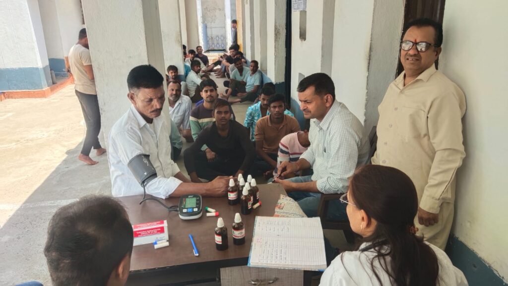 उप जेल बागली में स्वास्थ्य शिविर आयोजित हुआ