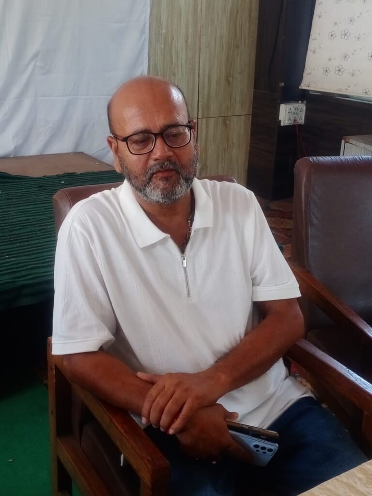 भिंड के पत्रकार ने न्याय न मिलने पर आत्मदाह की दी चेतावनी 