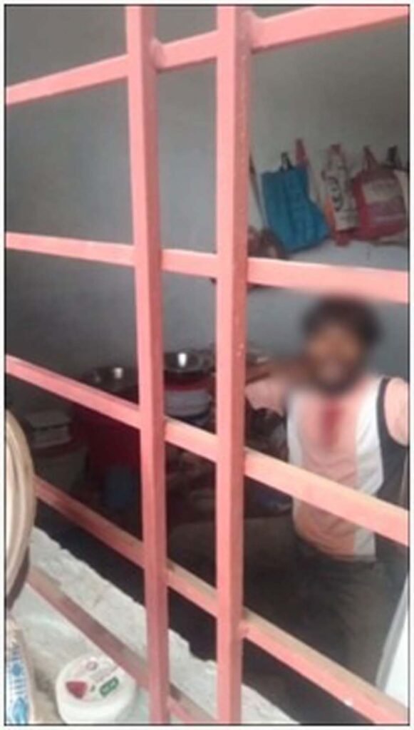 जेसीबी से दरवाजा तोड़कर बचाई जान