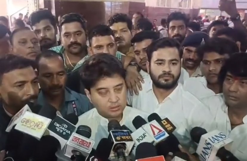 भारत आतंकवाद के विरुद्ध युद्ध में जीतकर ही चैन की सांस लेगा : सिंधिया