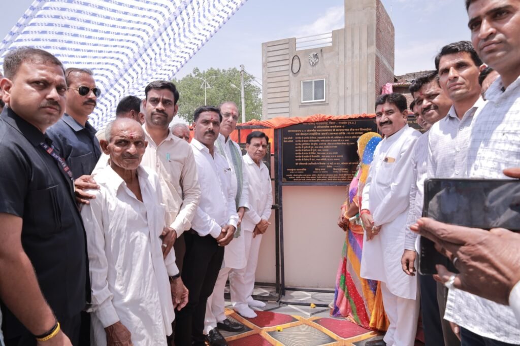 लोगों का काम अच्छे से एवं उनके साथ अच्छे से व्यवहार करें- उप मुख्यमंत्री देवड़ा