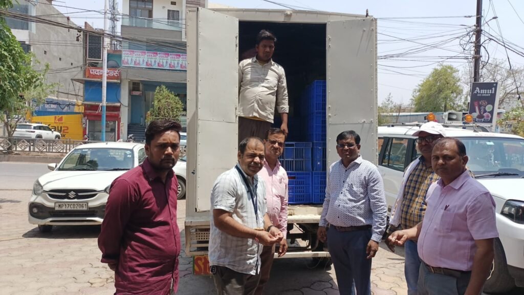 सतना में 350 किलो पनीर और दही जब्त, सैंपल जांच को भेजे