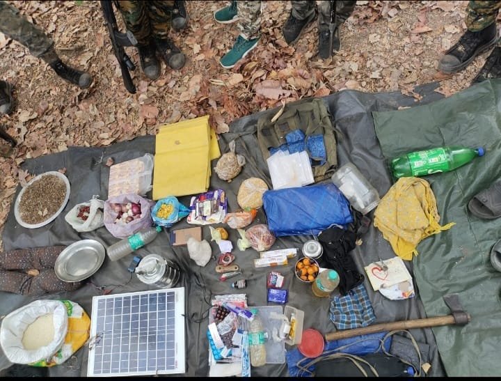 बिलालकसा के जंगल में मुठभेड़ के बाद भागने में सफल रहे नक्सली,सर्च ऑपरेशन शुरू