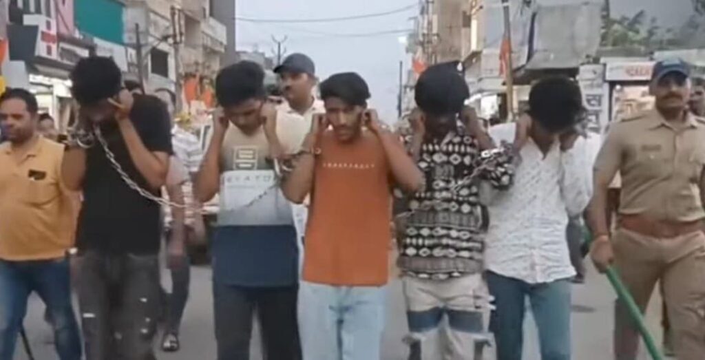 लड़कियों के अश्लील वीडियो बनाकर ब्लैकमेल करने वाला गिरोह पकड़ाया