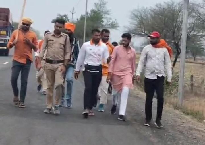 पर्वतारोही यादव की सोमनाथ से अयोध्या तक पैदल यात्रा दमोह पहुंची