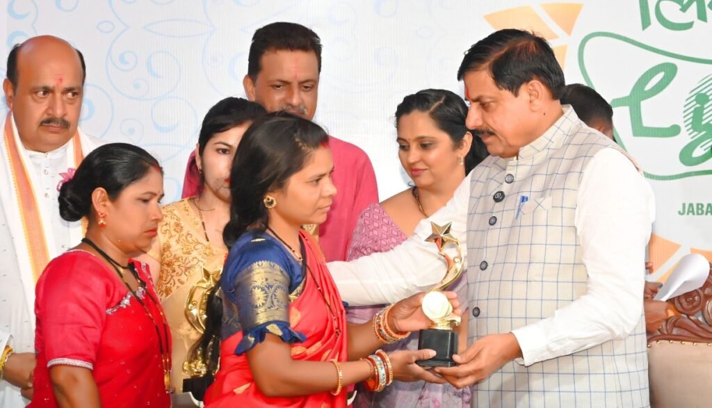 ब्रह्मर्षि वावरा मिशन द्वारा संचालित यह प्रकल्प मानवता की सेवा की अद्भुत मिसाल: मुख्‍यमंत्री