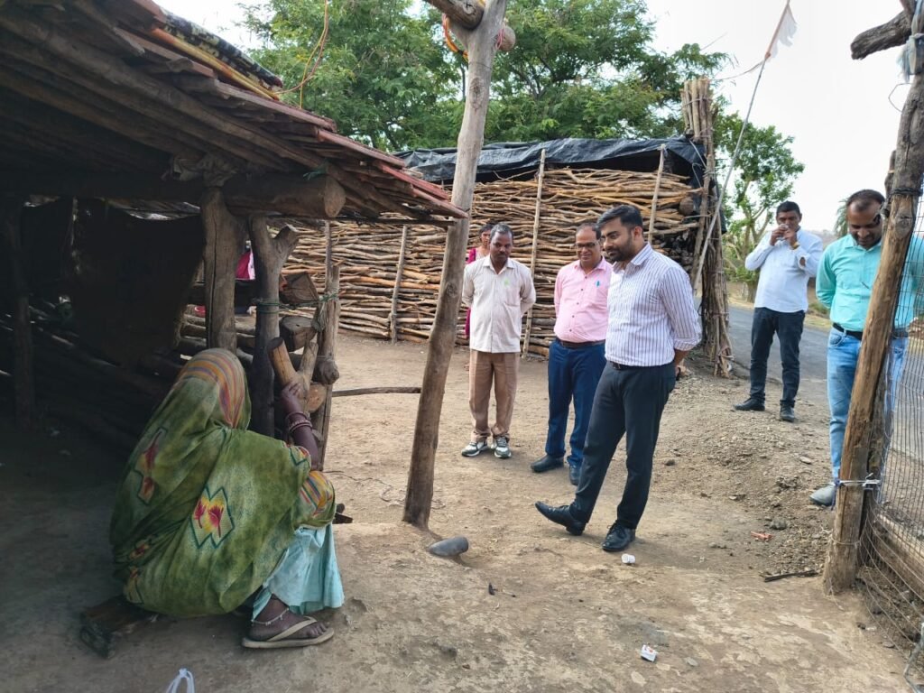 CEO जिला पंचायत ने किया ग्राम पंचायतो का निरीक्षण