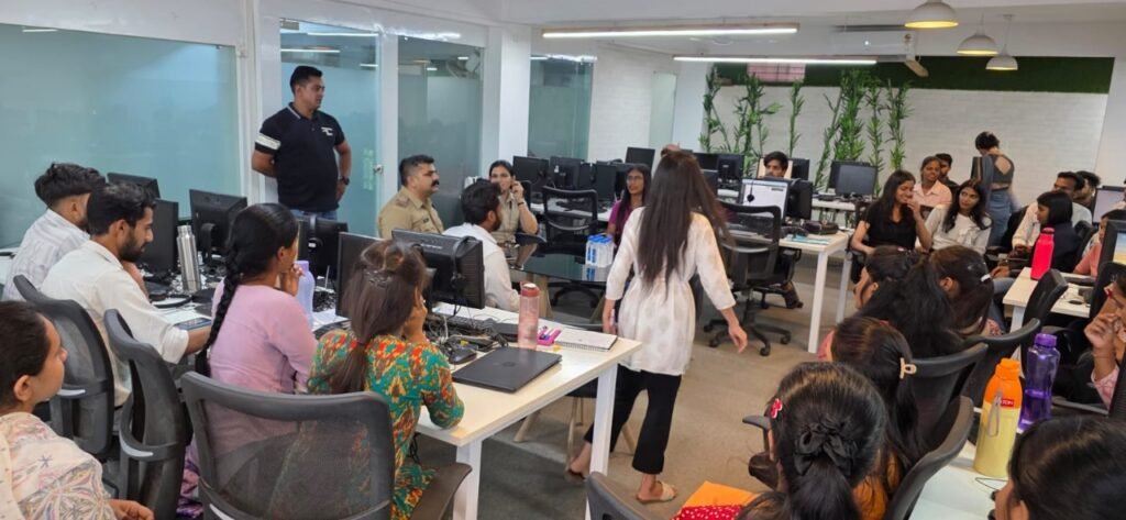 महिला सुरक्षा:टेक पांडा बिल्डिंग में यौन उत्पीड़न रोकथाम की जानकारी दी गई