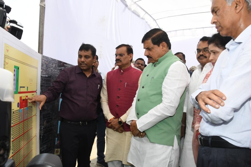 PM मोदी के आगमन की तैयारियों का जायजा; CM डॉ यादव और वीडी शर्मा पहुंचे जम्बूरी मैदान